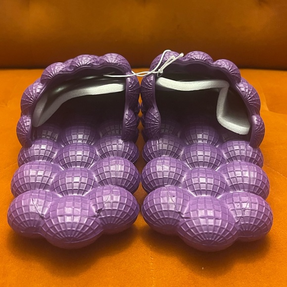 Golf Ball Slides, Purple Bubble Slides, Size L/XL - NWT - Picture 4 of 7